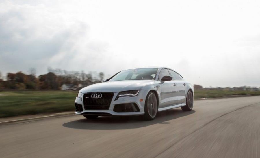  Audi RS7 Sportback by APR 2015 года  (фото 2 из 10)